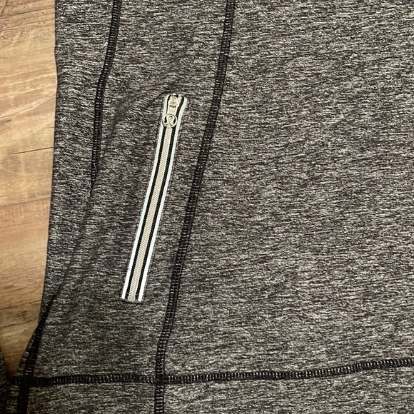 LuluLemon Pullover Hoodie!! - Picture 5 of 6